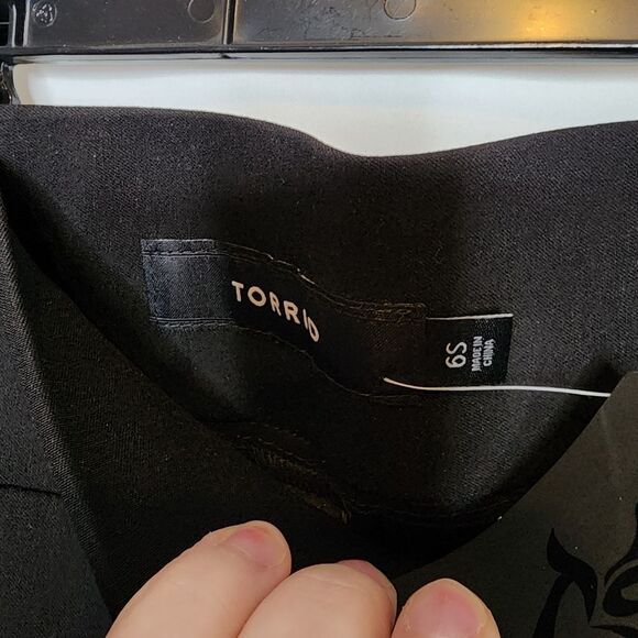 6X Short 30W Torrid Black Millenium Stretch Pixie Pant Compression Stretch Ankle - Picture 7 of 10